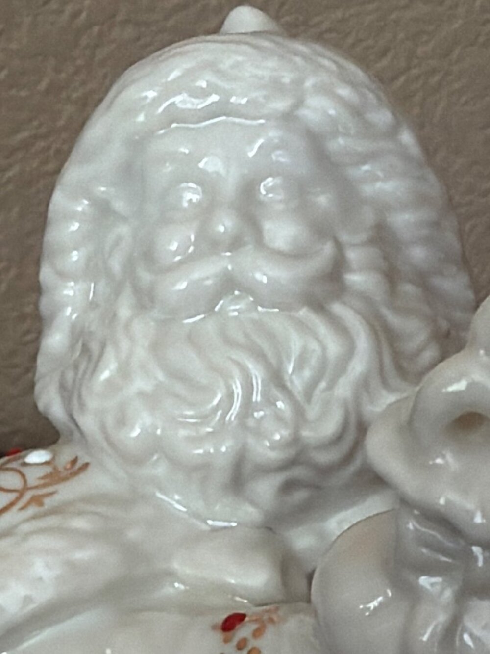 Lenox China Jewels Santa Bearing Gifts 8th in Series Porcelain Figurine - Picture 11 of 12
